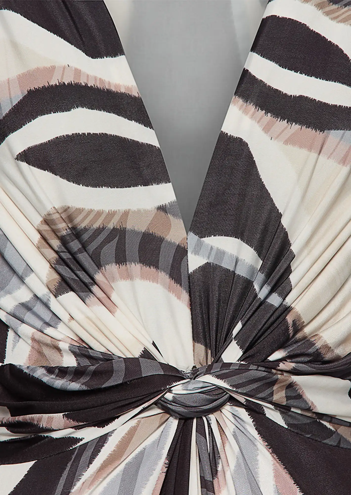 Maxikleid mit Raffung, schwarz-beige