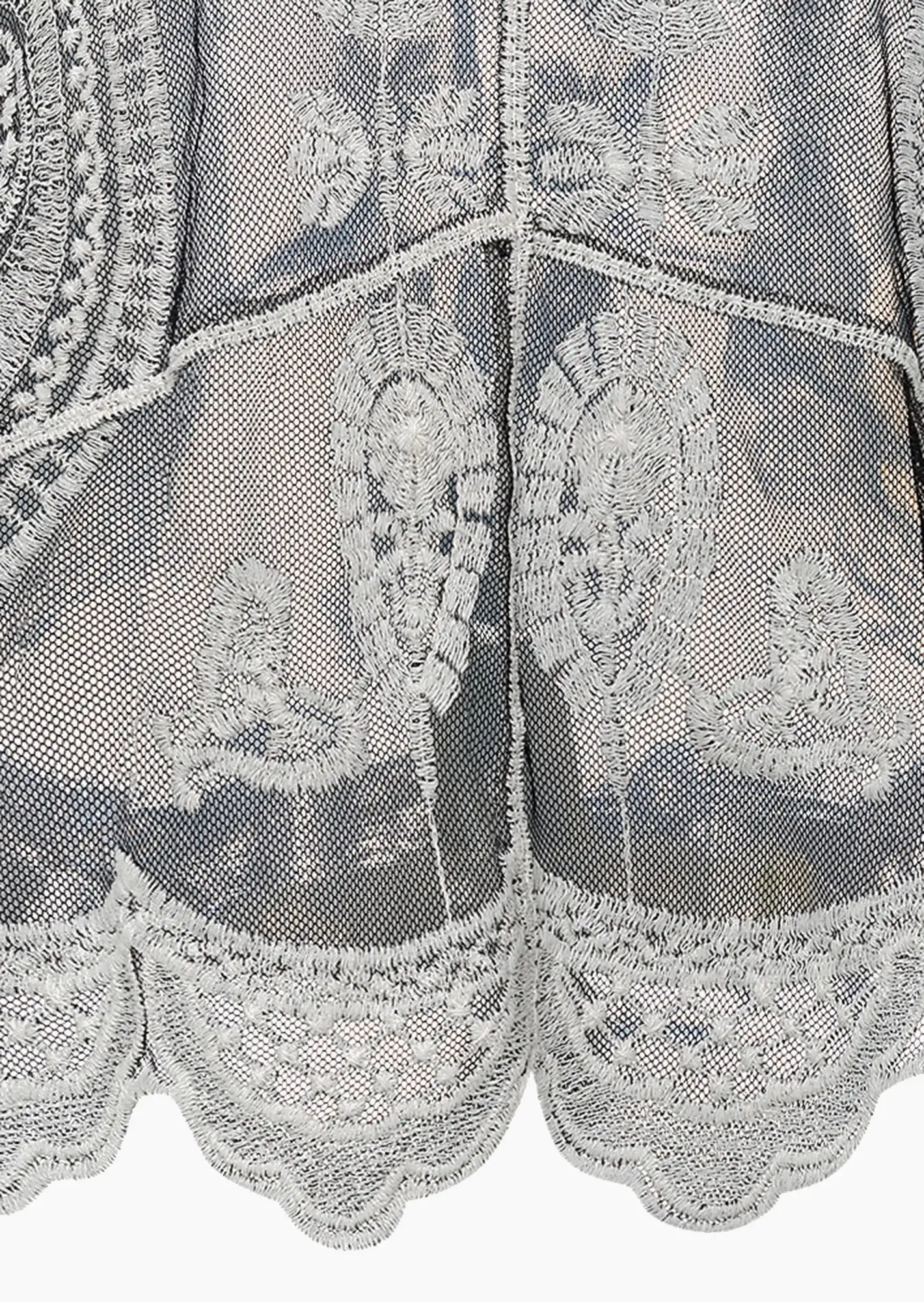 Bluse mit Ornamenten, schwarz-offwhite