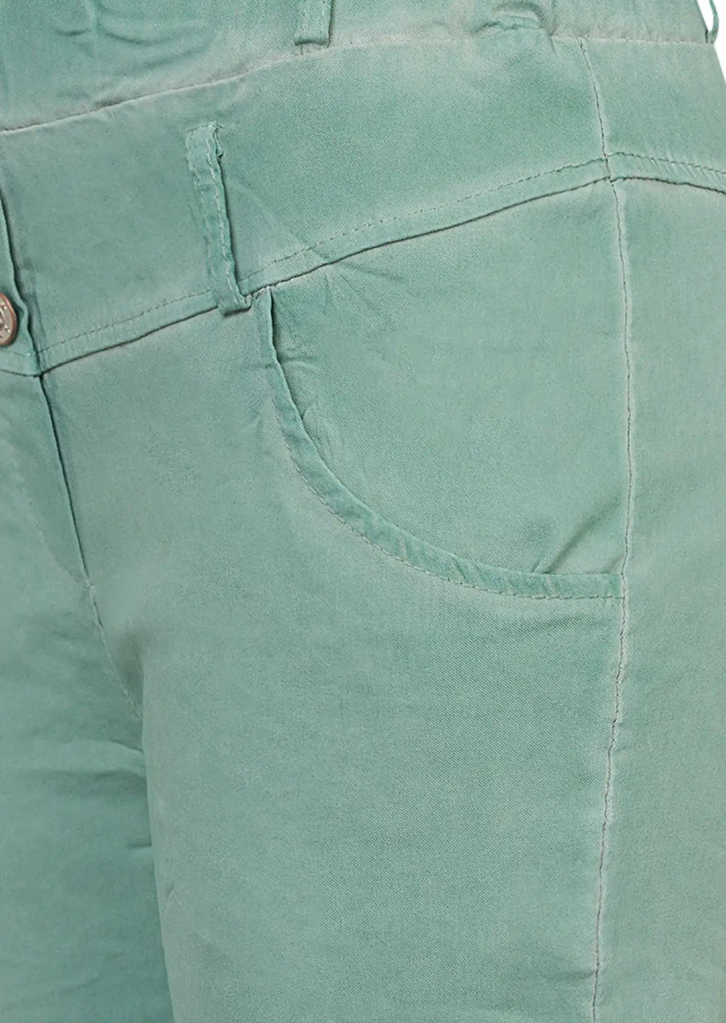 Shorts mit Knöpfen, misty green
