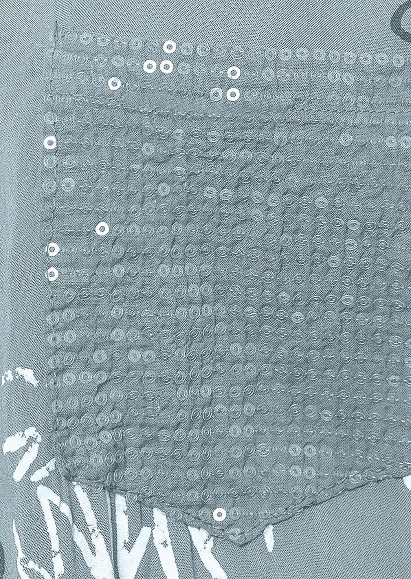 Bluse im Alloverprint, silber