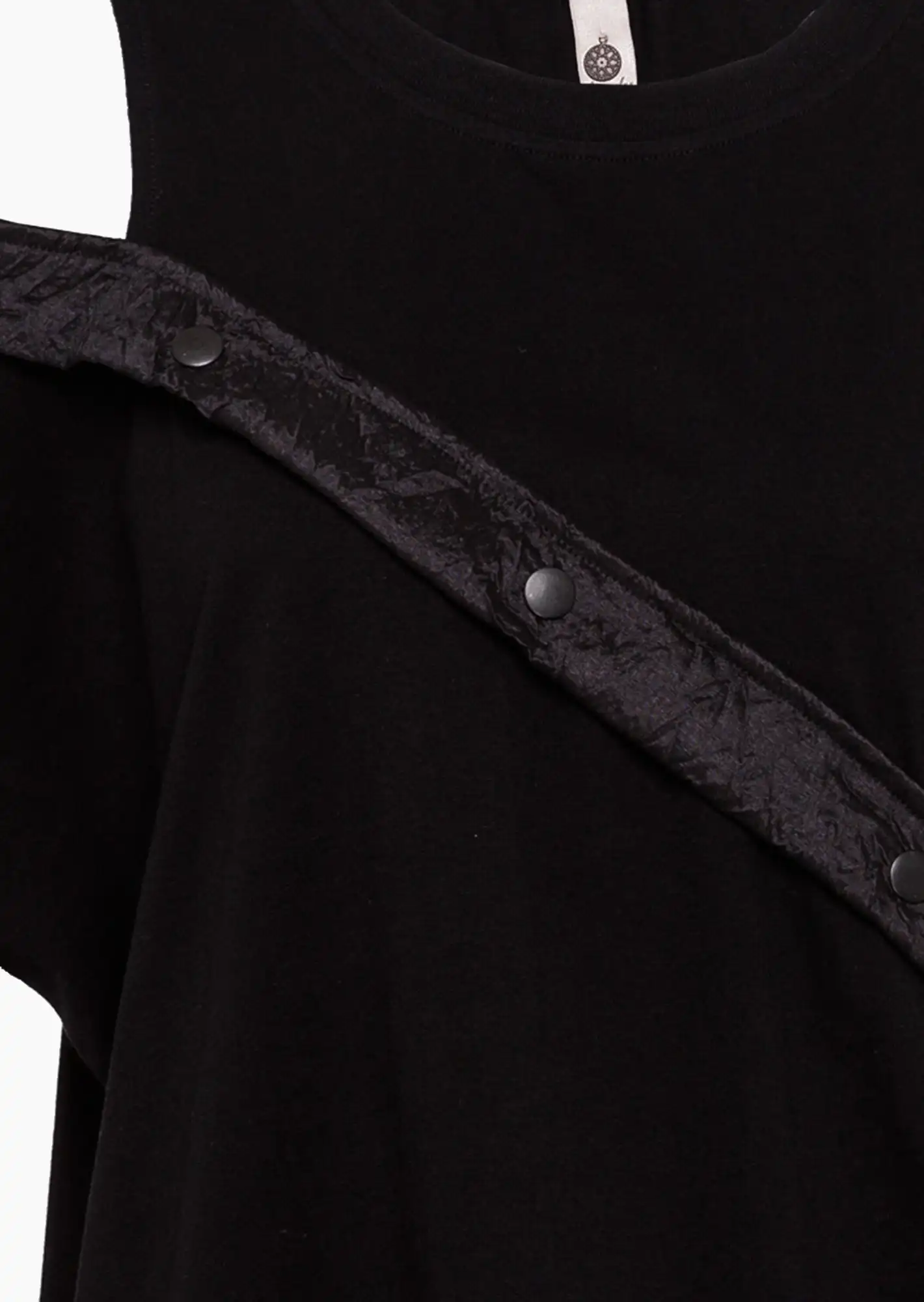 Shirt mit Cut-Out, schwarz