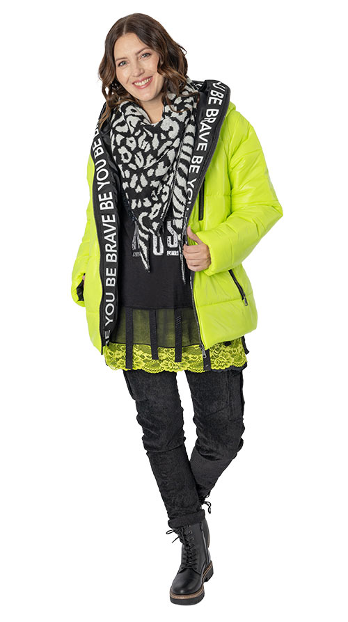 Outfit "Outdoorjacke mit Lettering, lime"